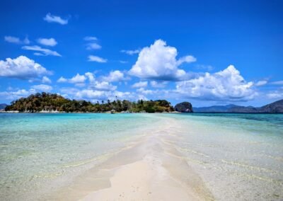 Snake Island's famous sandbar in El Nido, Palawan. The beach that connects two islands and is the main highlight of the private Island Hopping Tour B.